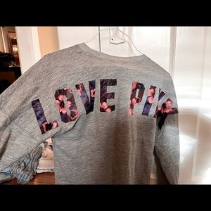 Can love pink sweater